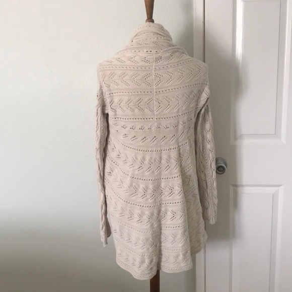 Cabi - Picture 2 of 4